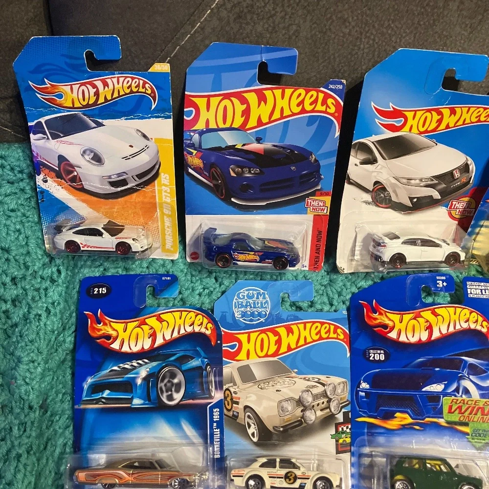Hot wheels Bundle Set - Picture 2 of 7